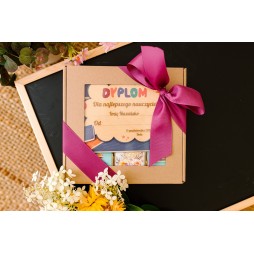 Dyplom dla najlepszego nauczyciela - KSANTYNA.pl