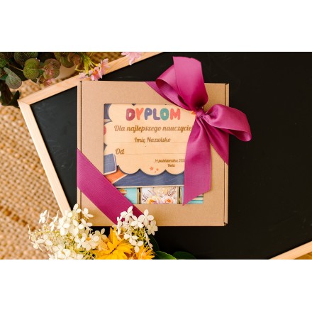 Dyplom dla najlepszego nauczyciela - KSANTYNA.pl