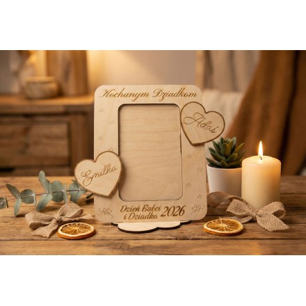 Prezent Dzień Babci i Dziadka RAMKA NA ZDJĘCIE PIONOWA SERCE PERSONALIZACJA - KSANTYNA.pl