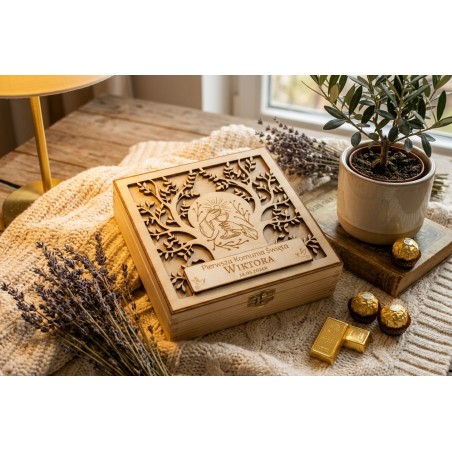 Prezent KOMUNIA PUDEŁKO NA SZTABKĘ ZŁOTA GRAWER PERSONALIZACJA