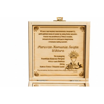 Prezent KOMUNIA PUDEŁKO NA SZTABKĘ ZŁOTA GRAWER PERSONALIZACJA - KSANTYNA.pl