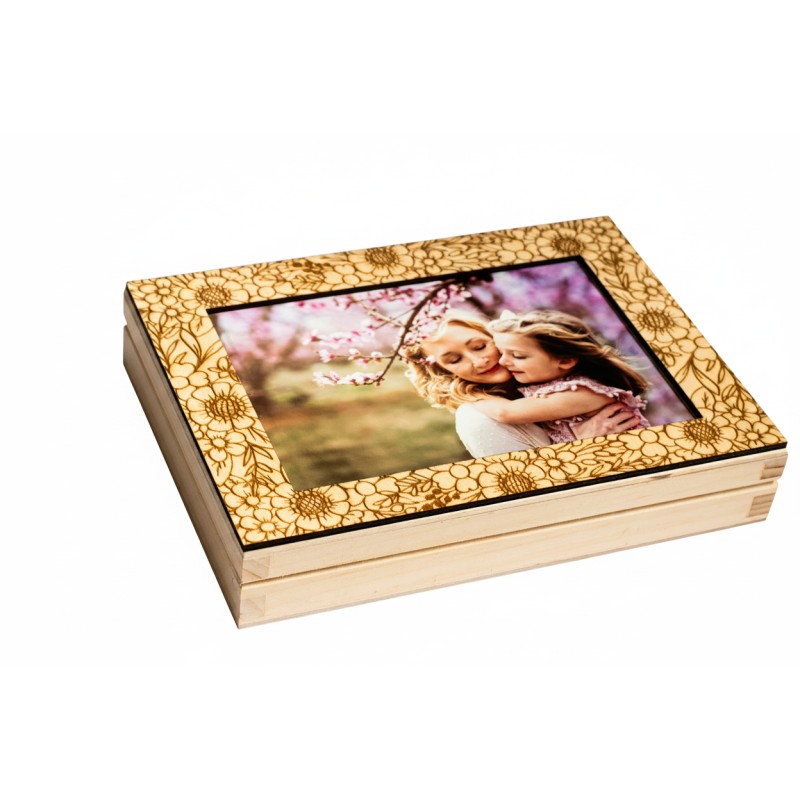 Prezent DZIEŃ MATKI PUDEŁKO NA ZDJĘCIA GRAWER PERSONALIZACJA - KSANTYNA.pl